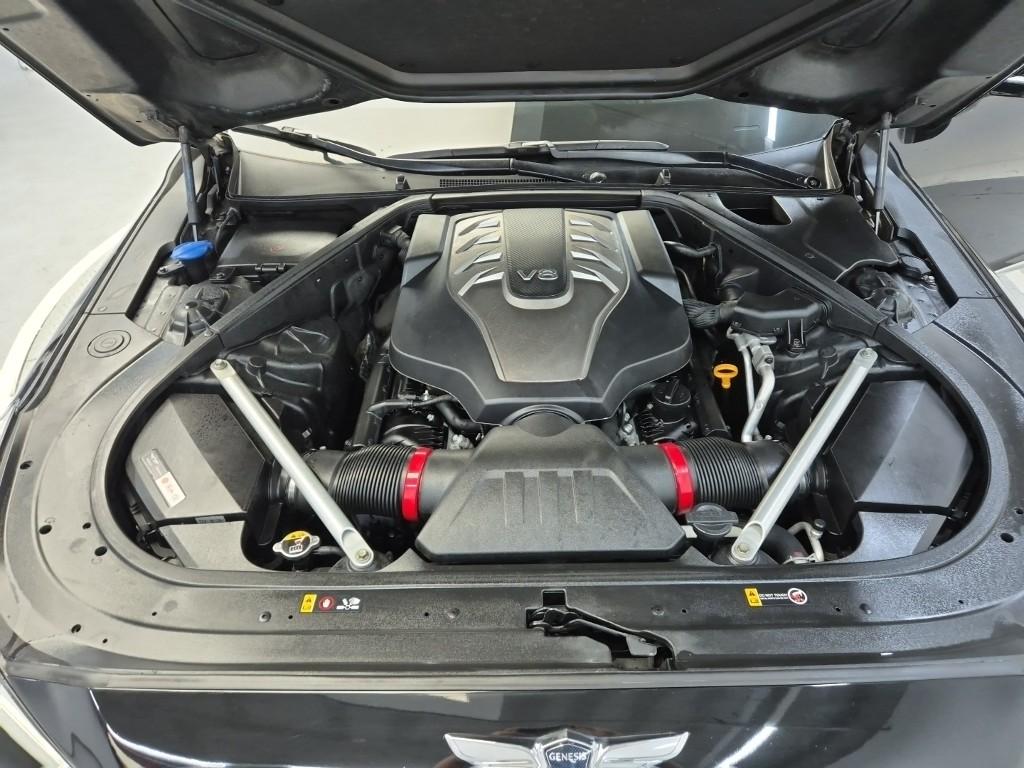 GENESIS EQ900 5.0 GDi AWD