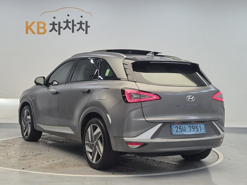 HYUNDAI Nexo FCEV