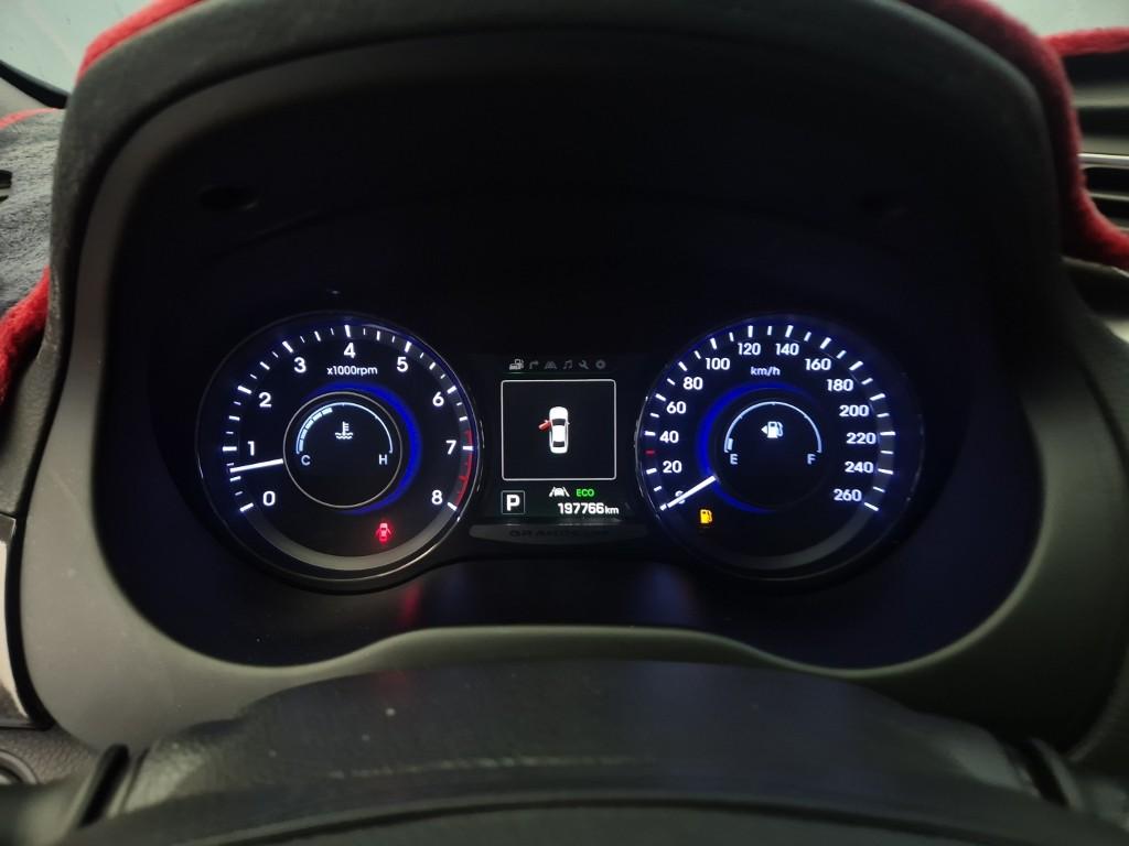 HYUNDAI Grandeur HG HG 300