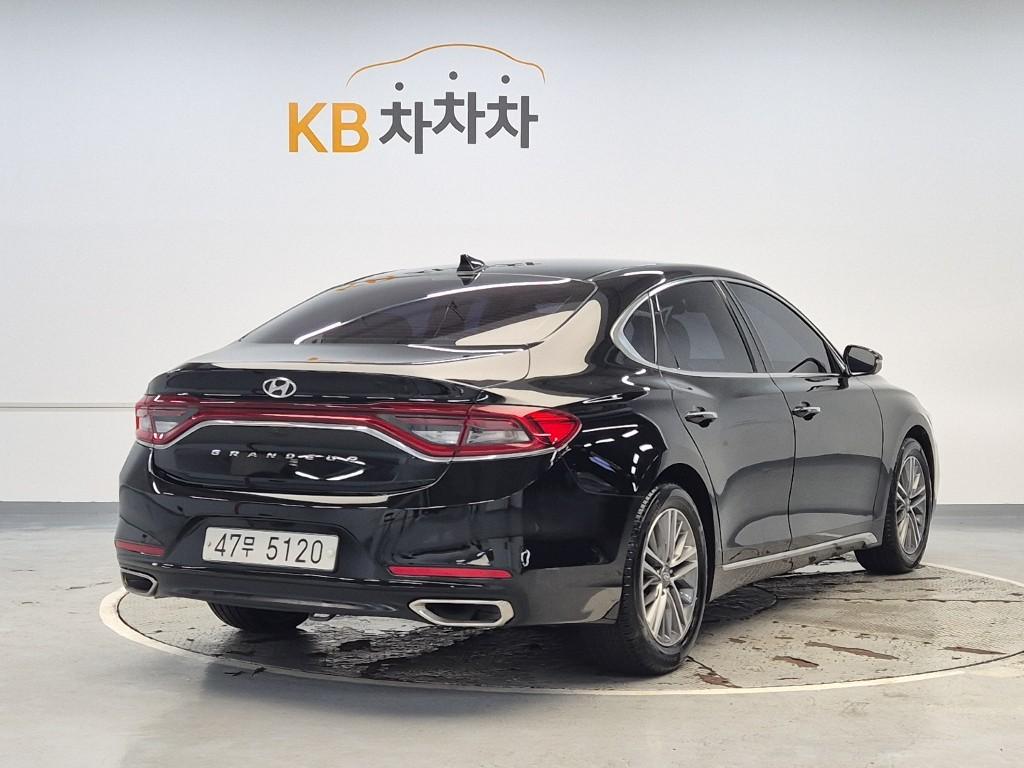 HYUNDAI Grandeur IG 2.4 GDI