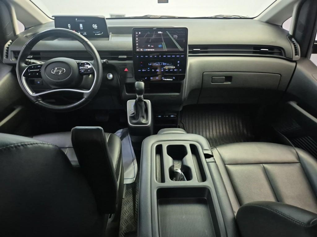 HYUNDAI Staria 3.5 LPG Tourer 11-Seater