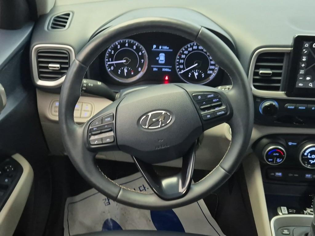 Hyundai Venue, 2022, фотография 9