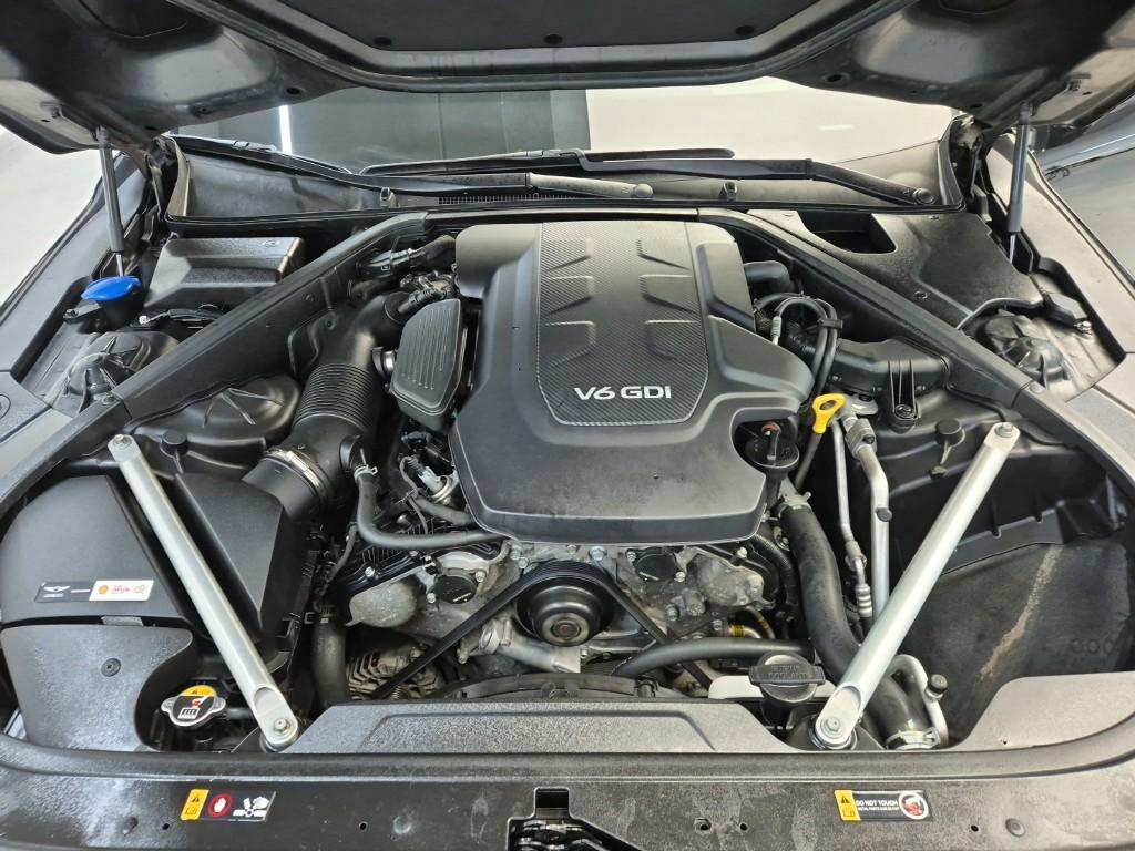 GENESIS EQ900 3.8 GDi AWD