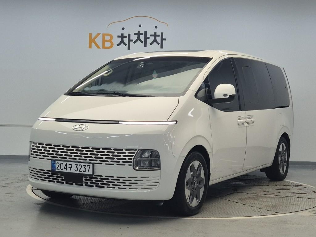 HYUNDAI Staria 3.5 LPG Tourer 9-Seater
