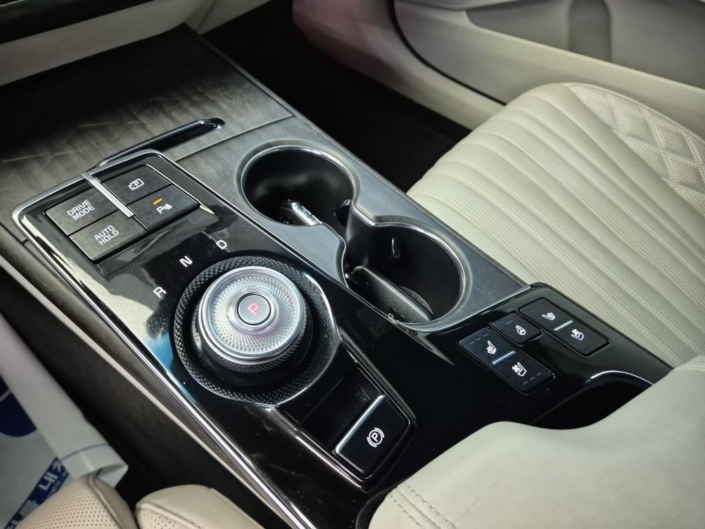 KIA K8 2.5 GDi