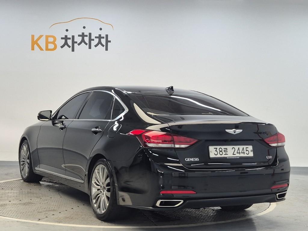 HYUNDAI Genesis DH G330