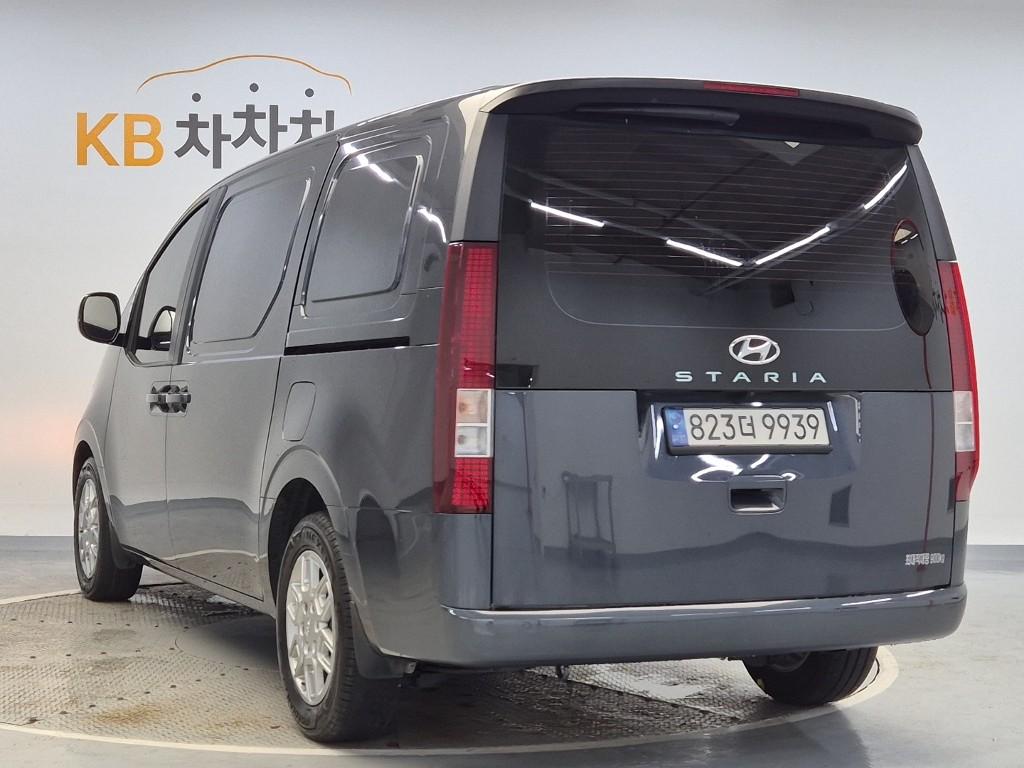 HYUNDAI Staria 2.2 Diesel Cargo 3-Seater