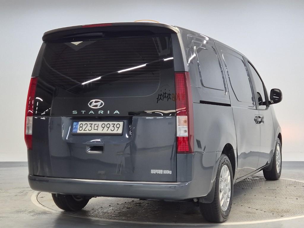 HYUNDAI Staria 2.2 Diesel Cargo 3-Seater