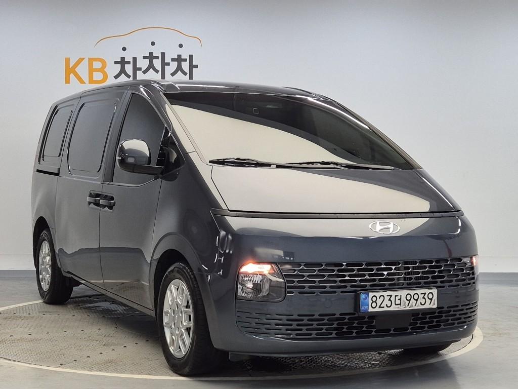 HYUNDAI Staria 2.2 Diesel Cargo 3-Seater