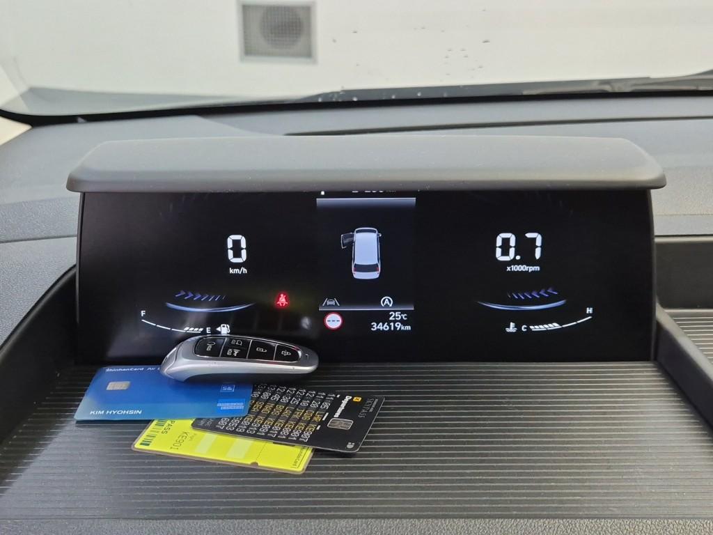HYUNDAI Staria 2.2 Diesel Cargo 3-Seater