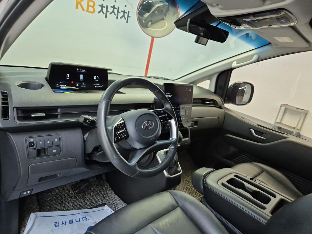 HYUNDAI Staria 2.2 Diesel Cargo 3-Seater