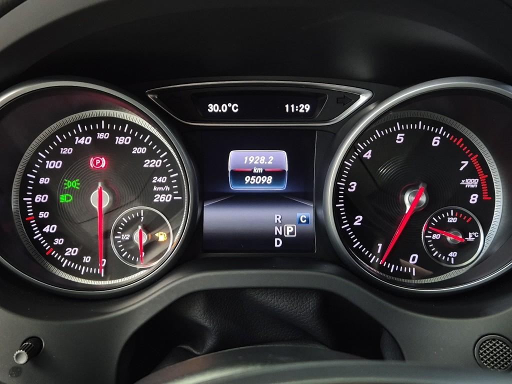 BENZ CLA-Class CLA250 4 Matic