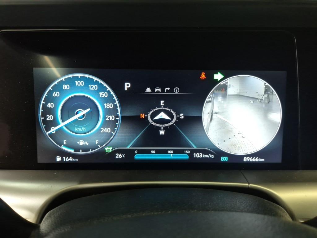HYUNDAI Nexo FCEV