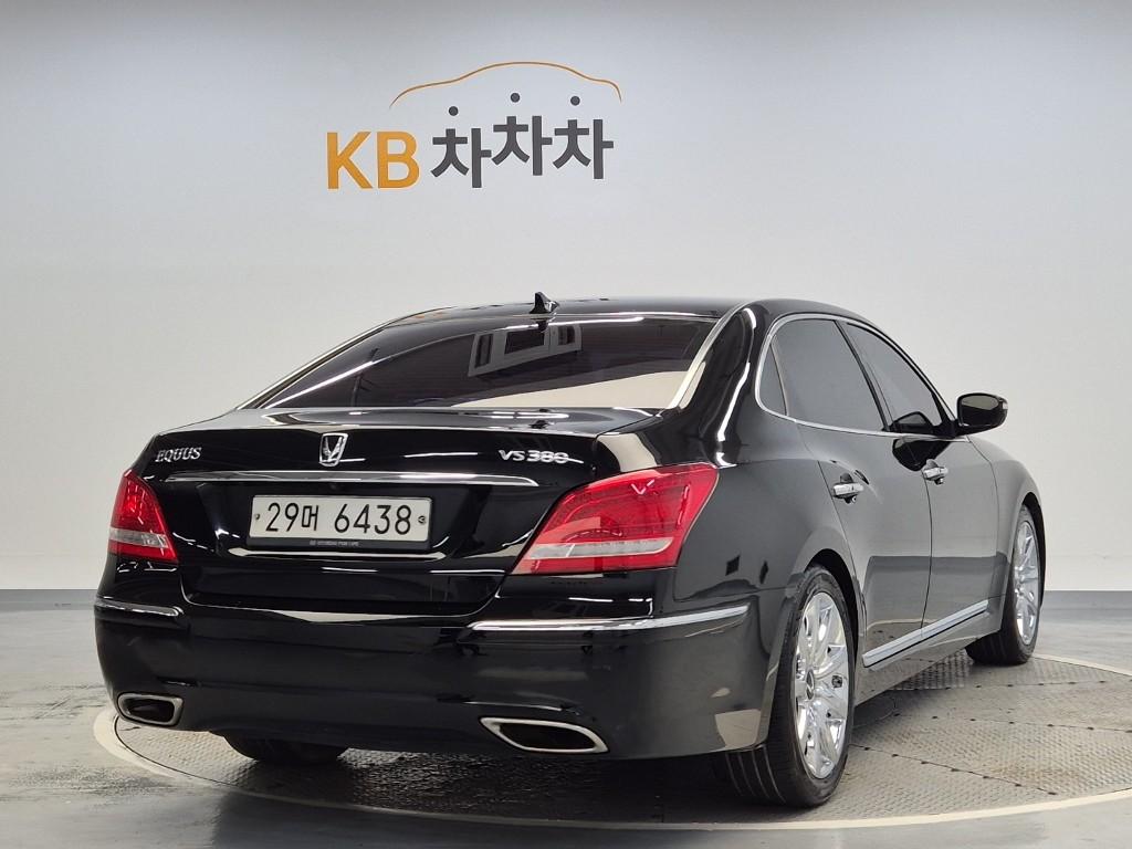 HYUNDAI Ecuus (New Model) VS380