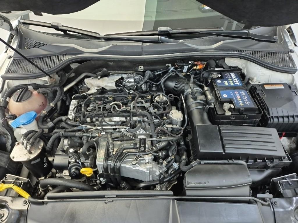 VOLKSWAGEN Scirocco (3rd Generation) 2.0 TDI