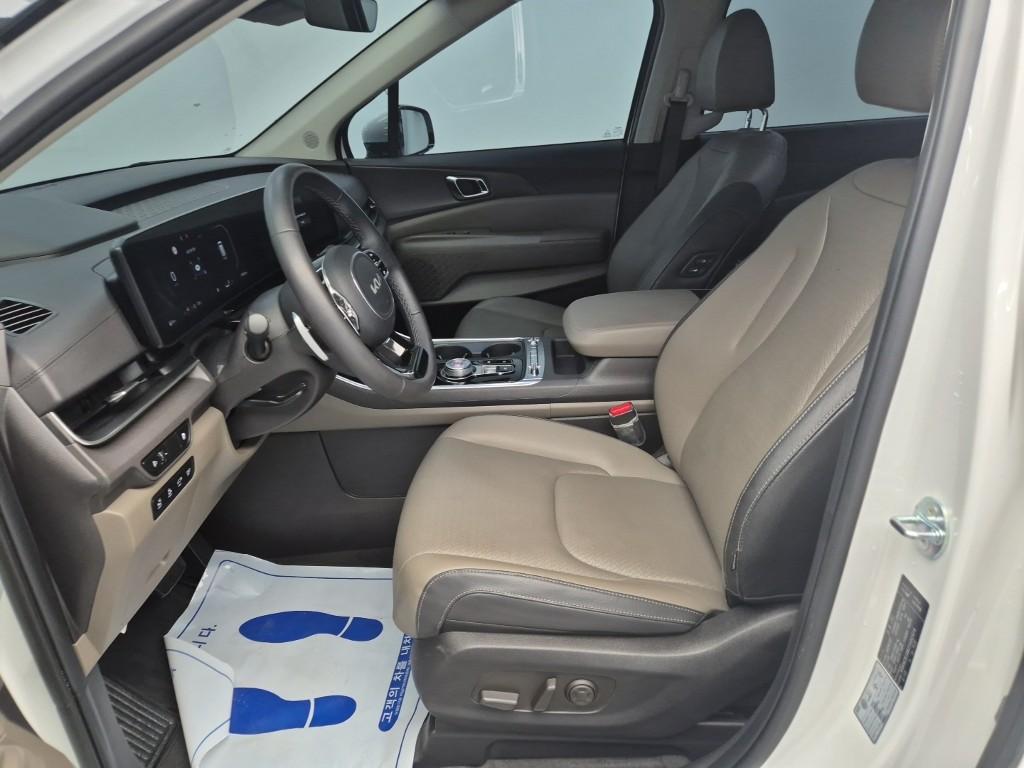 Kia Carnival, 2025, фотография 11
