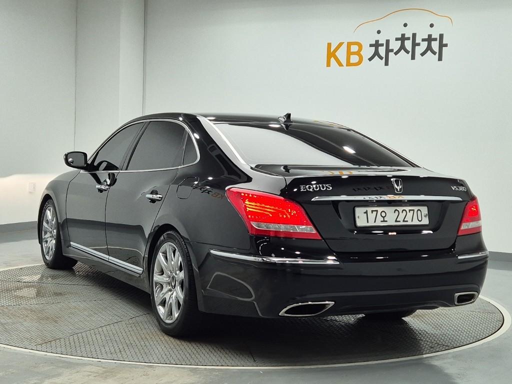 HYUNDAI Ecuus (New Model) VS380
