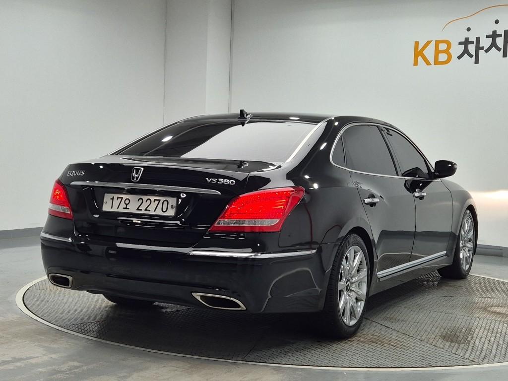 HYUNDAI Ecuus (New Model) VS380