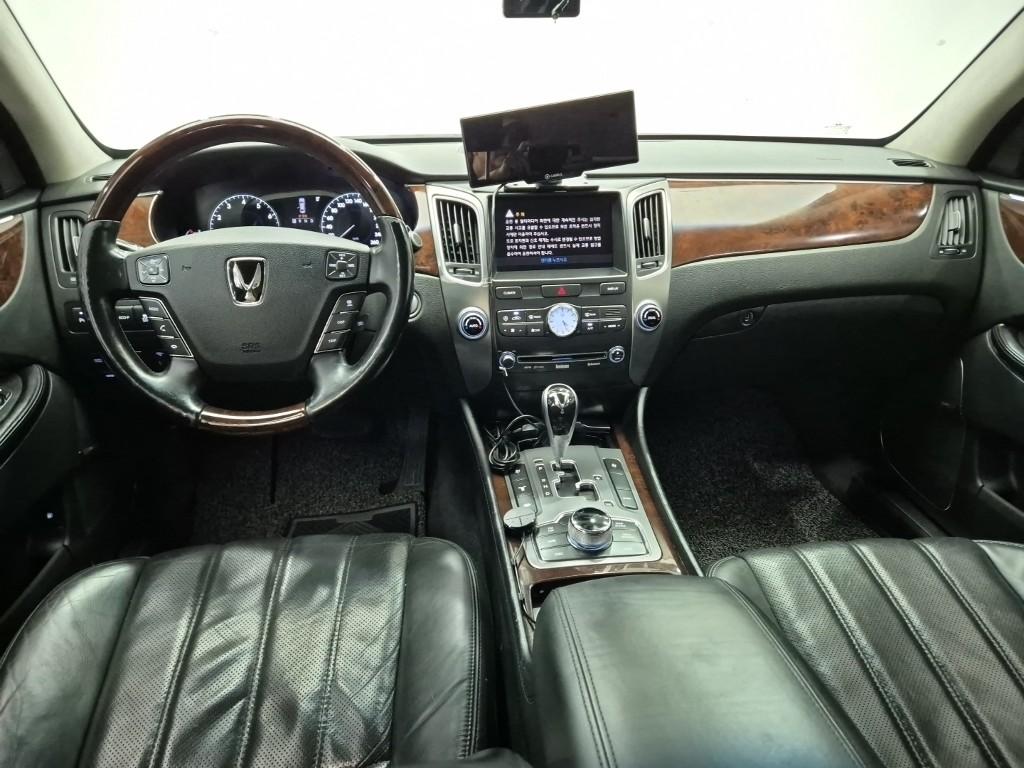HYUNDAI Ecuus (New Model) VS380