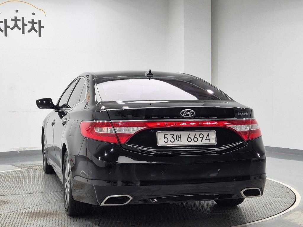 HYUNDAI Grandeur HG Hybrid 2.4 HEV