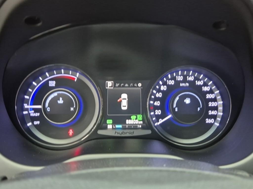 HYUNDAI Grandeur HG Hybrid 2.4 HEV