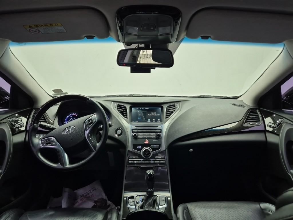 HYUNDAI Grandeur HG Hybrid 2.4 HEV