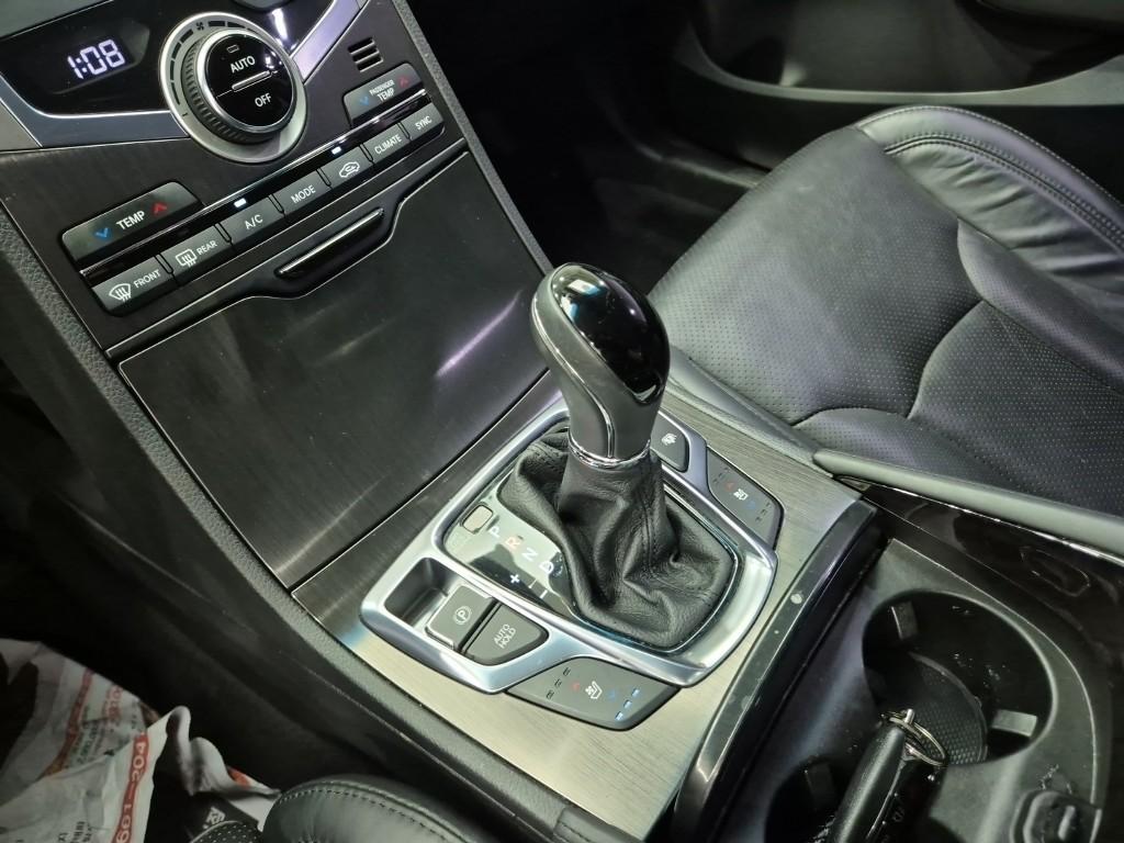 HYUNDAI Grandeur HG Hybrid 2.4 HEV