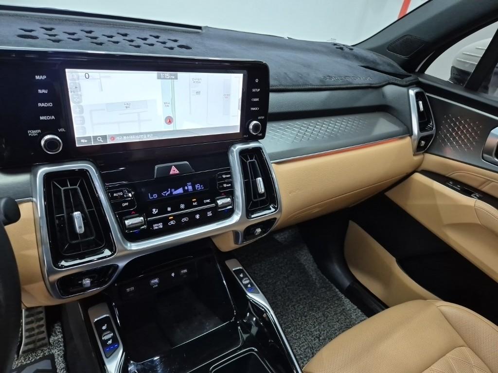 Kia Sorento, 2022, фотография 10