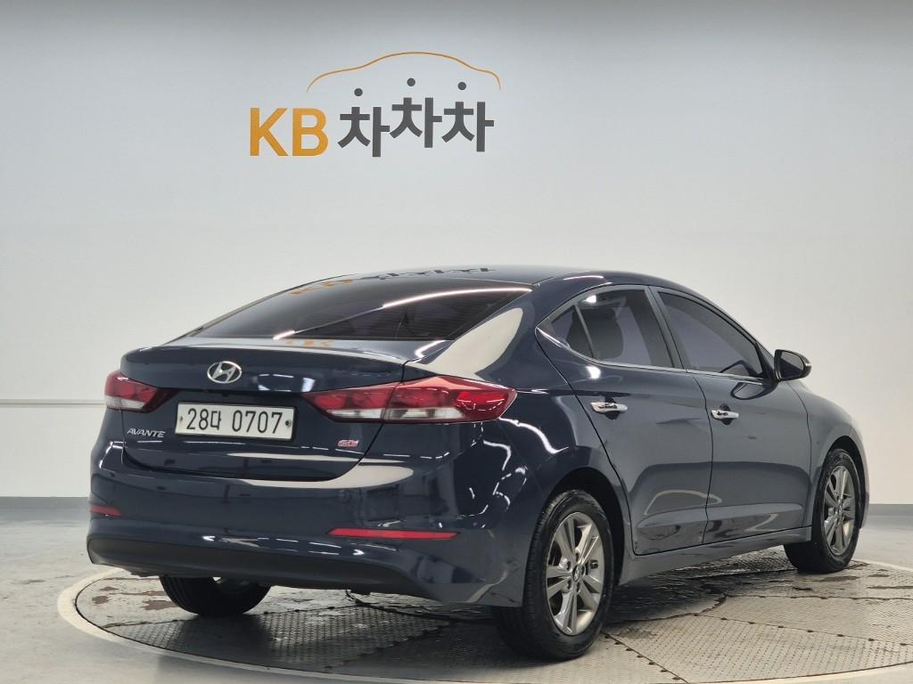 HYUNDAI Avante AD 1.6 GDI