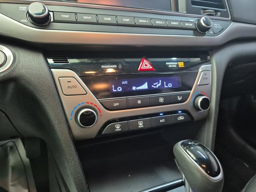 HYUNDAI Avante AD 1.6 GDI