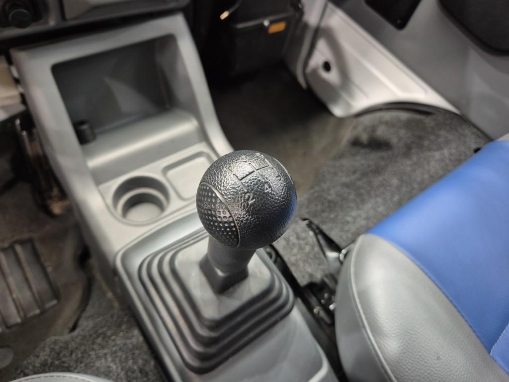 CHEVROLET(DAEWOO) New Damas 5-Seater Coach