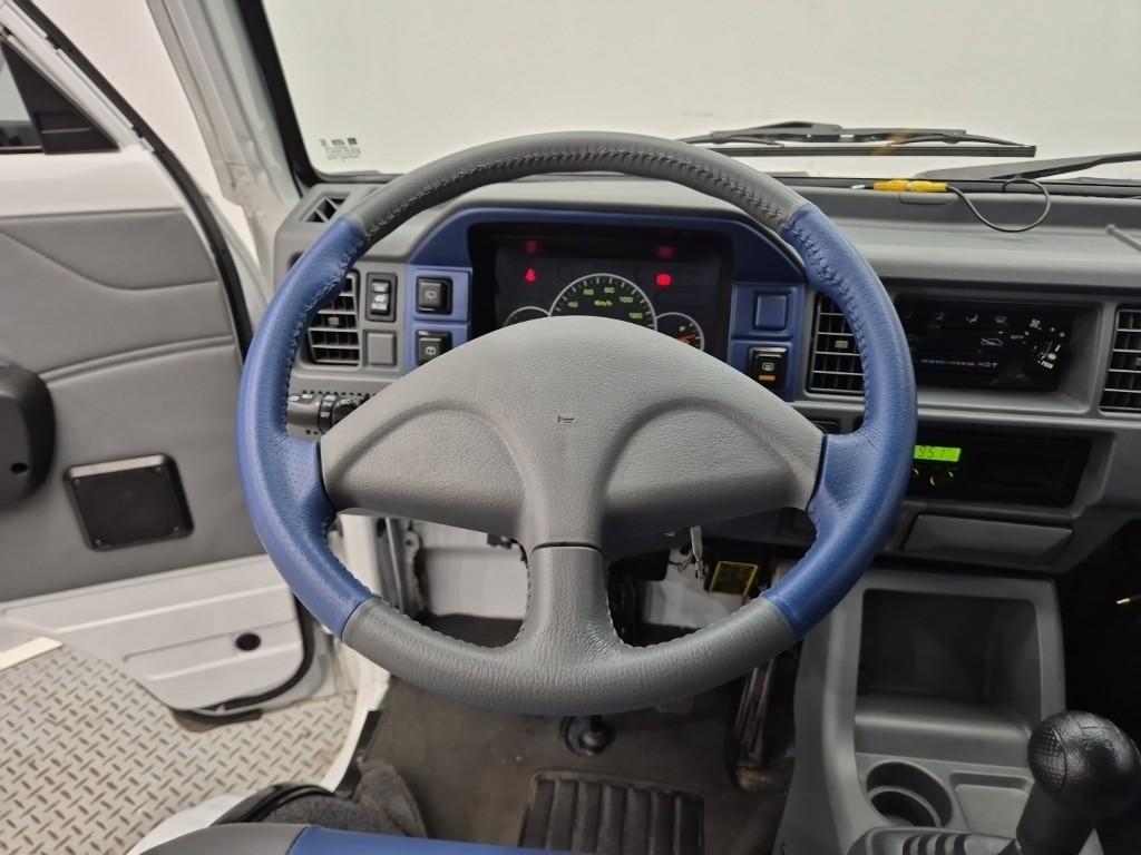CHEVROLET(DAEWOO) New Damas 5-Seater Coach