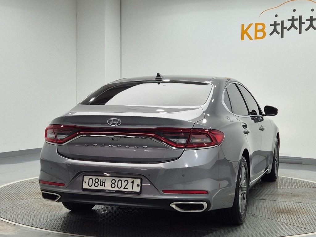 HYUNDAI Grandeur IG 2.4 GDI