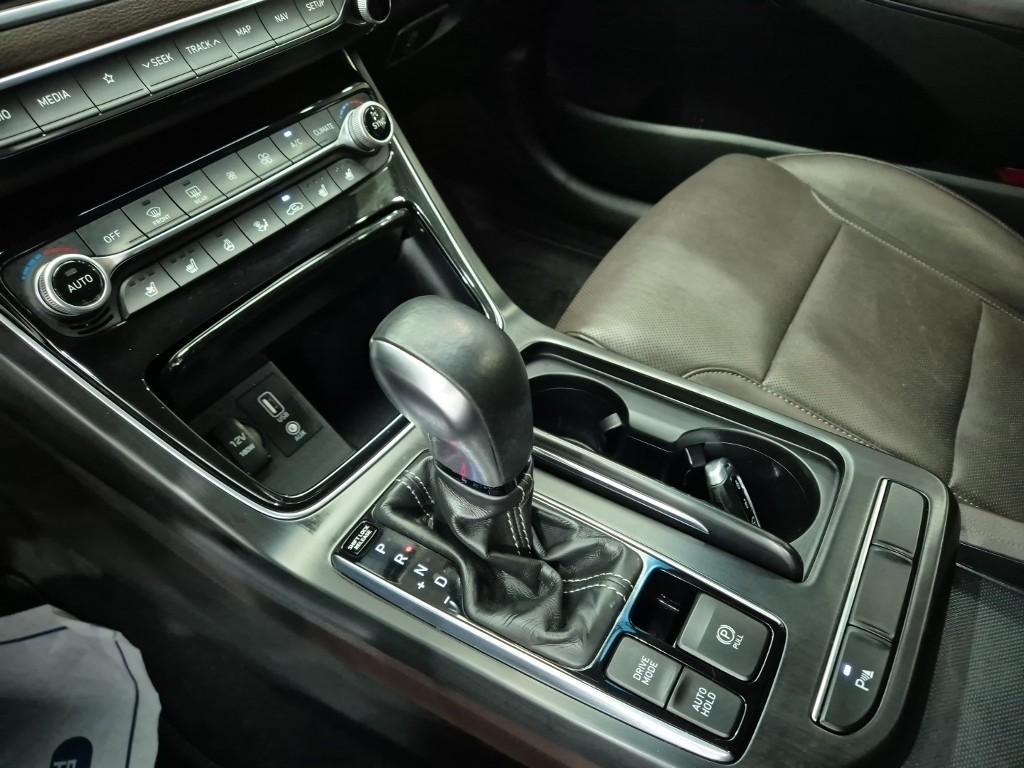 HYUNDAI Grandeur IG 2.4 GDI
