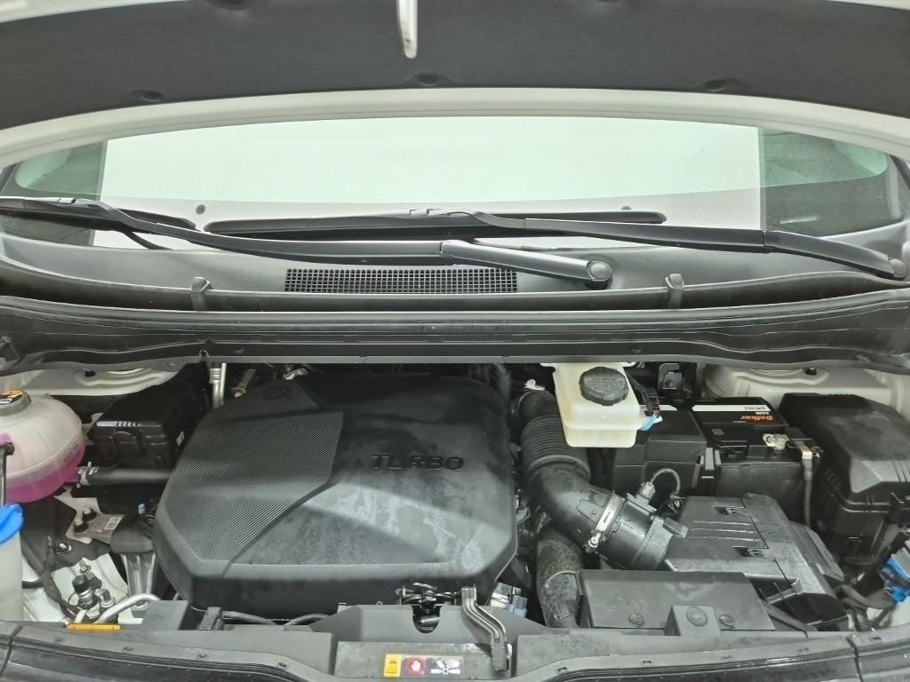 HYUNDAI Staria 2.2 Diesel Lounge 9-Seater 2W
