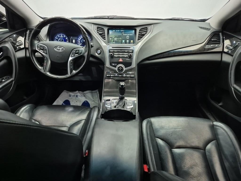 HYUNDAI Grandeur HG HG 300