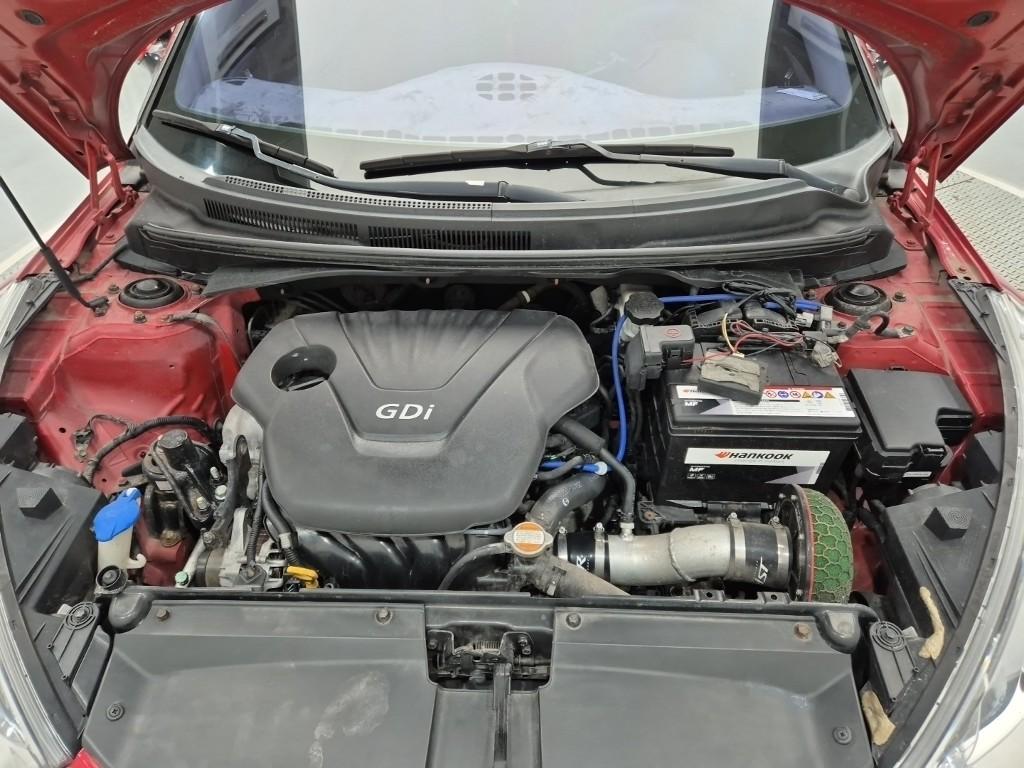 HYUNDAI Veloster 1.6 GDI