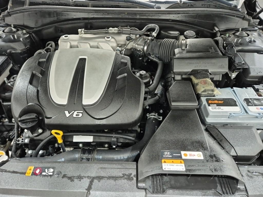 HYUNDAI The New Grandeur IG LPi 3.0
