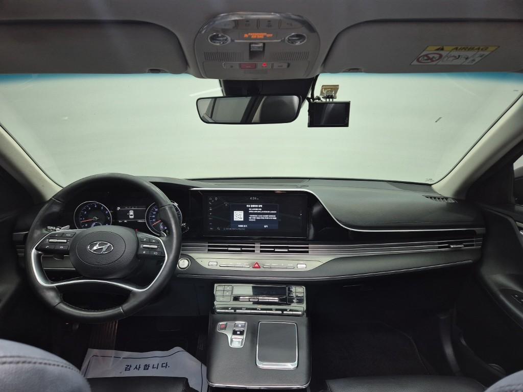 HYUNDAI The New Grandeur IG LPi 3.0