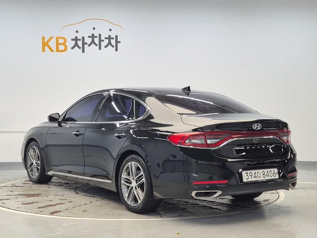 HYUNDAI Grandeur IG 3.0 LPI