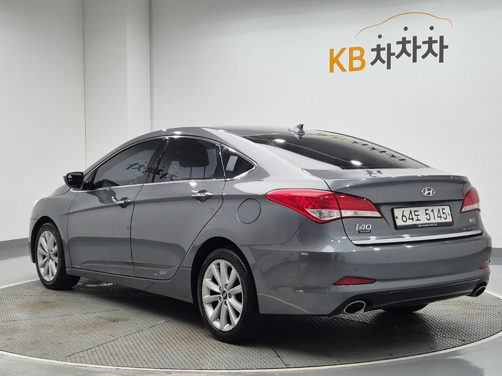 HYUNDAI I40 Saloon 1.7 VGT