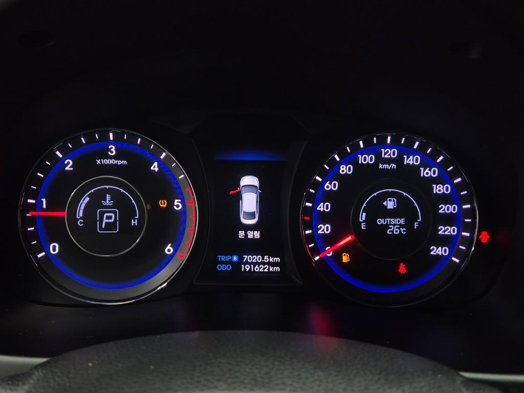 HYUNDAI I40 Saloon 1.7 VGT
