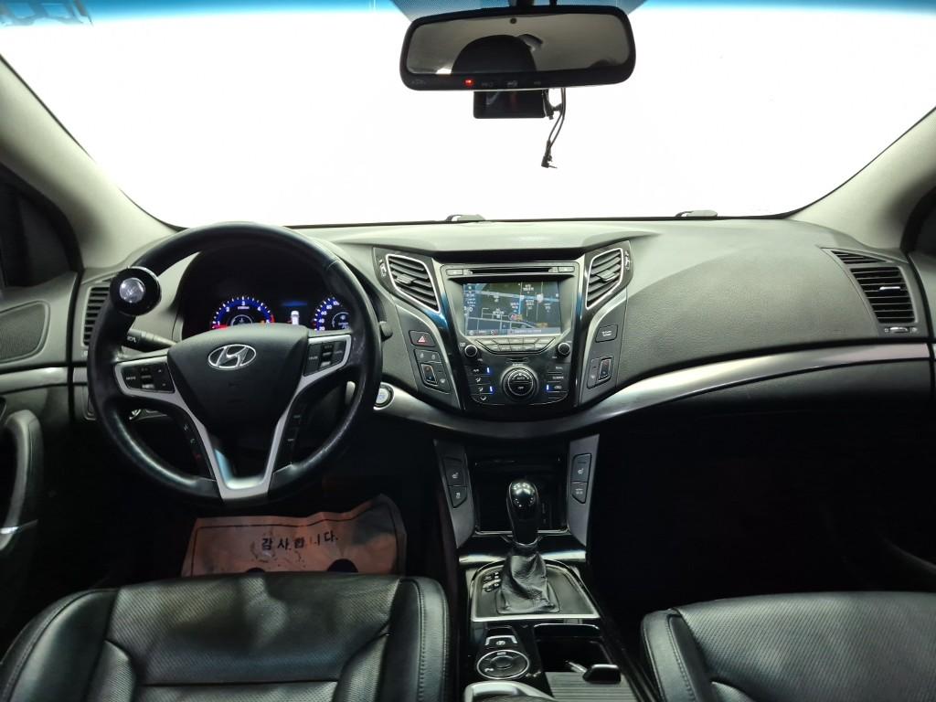 HYUNDAI I40 Saloon 1.7 VGT