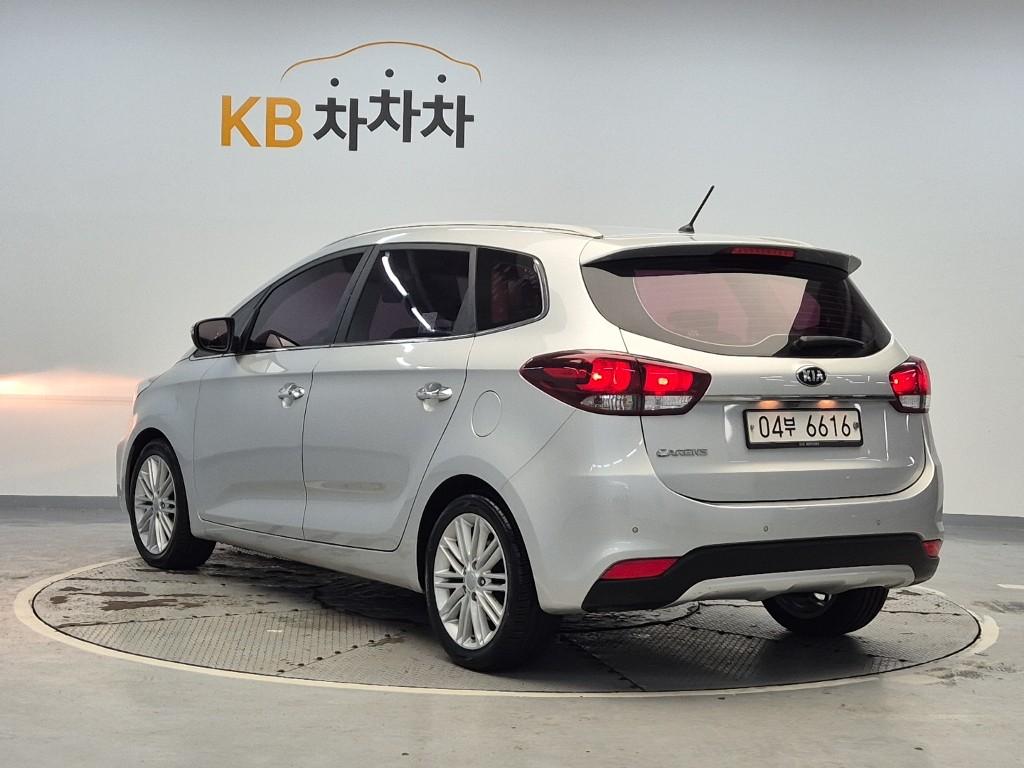 KIA The New Carens 2.0 LPi 7-Seater