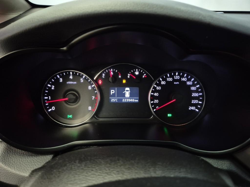 KIA The New Carens 2.0 LPi 7-Seater