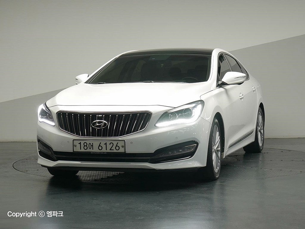 HYUNDAI Aslan G330