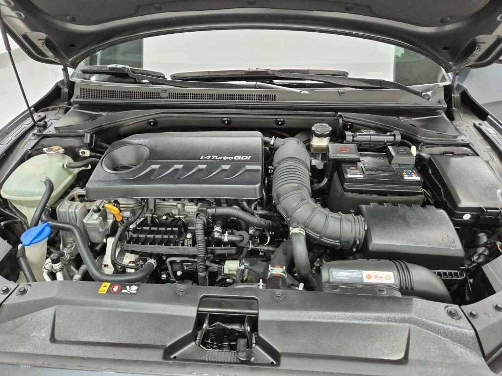 HYUNDAI Veloster (New Model) 1.4 Turbo