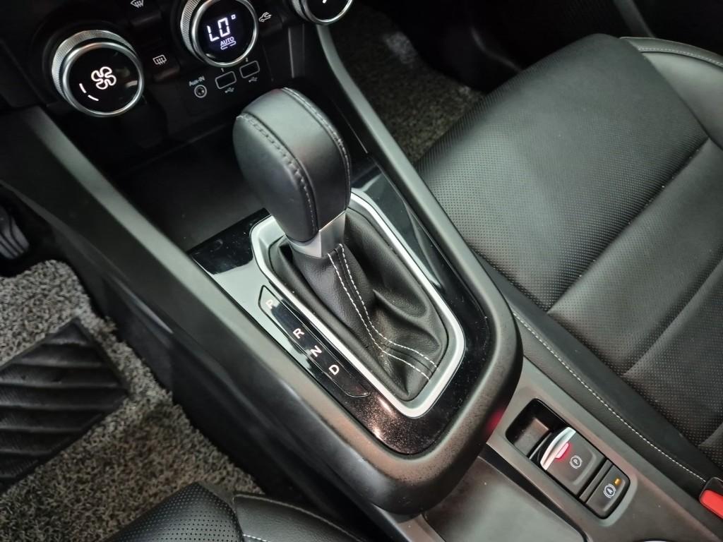 RENAULT(SAMSUNG) XM3 TCe 260