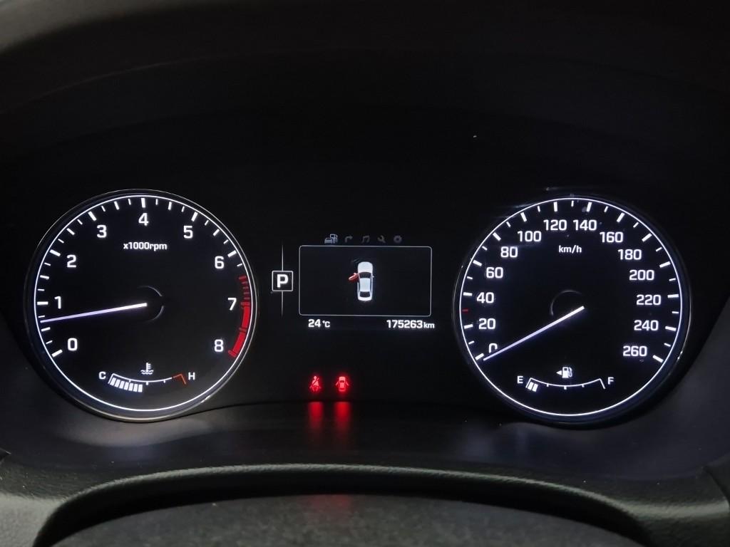 HYUNDAI Genesis DH G330 AWD