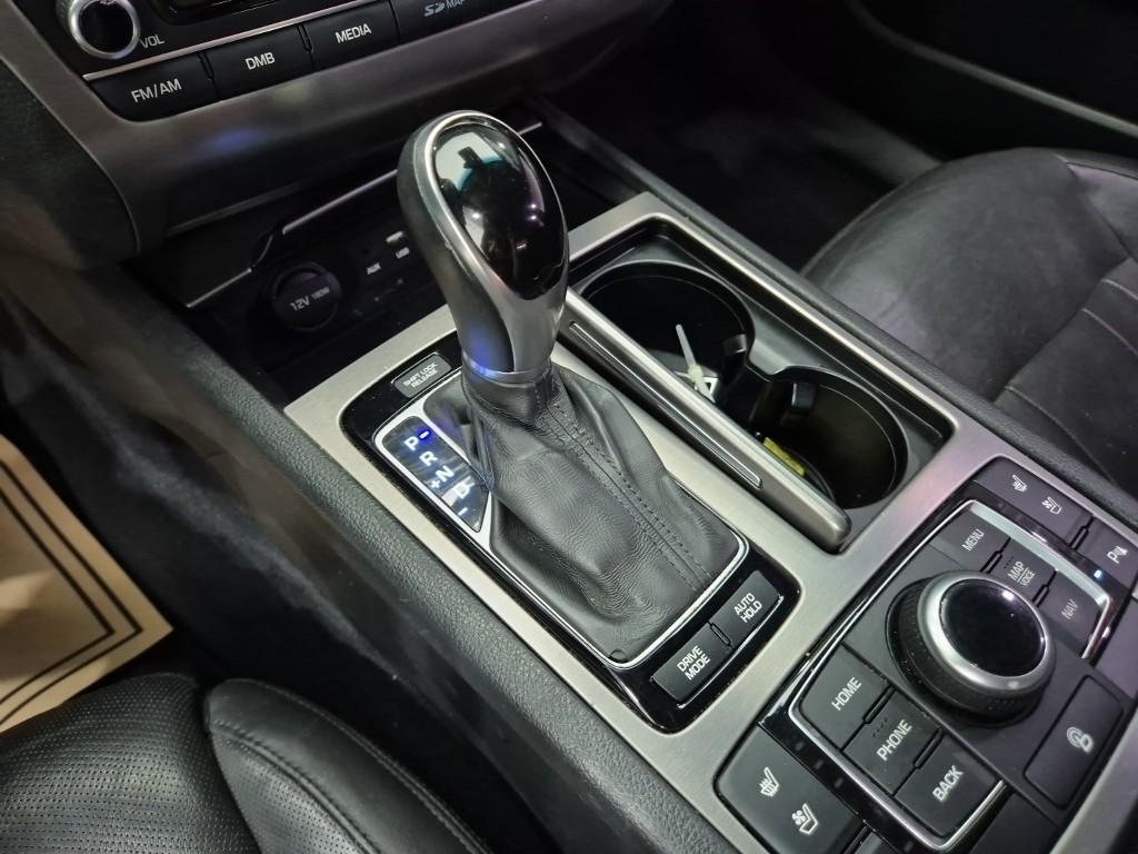 HYUNDAI Genesis DH G330 AWD